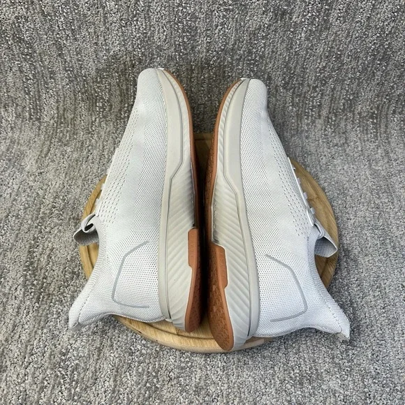 NEW Flux Adapt Runner Men Size 10.5 Running Shoes Gray Gum Sneakers Gym CrossFit - Picture 6 of 9